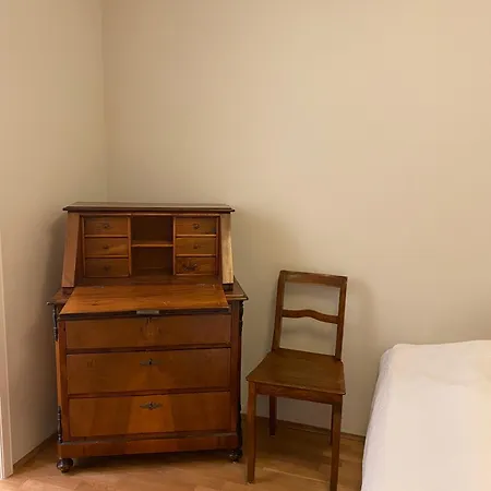 Ruhiges Wg-appartment In Einfamilienhaus 格拉斯许特