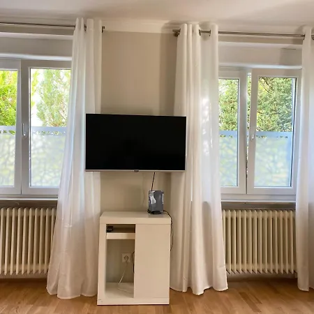 公寓 Ruhiges Wg-appartment In Einfamilienhaus *